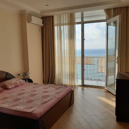 Beautiful House By The Sea Διαμέρισμα Μπατούμι Εξωτερικό φωτογραφία